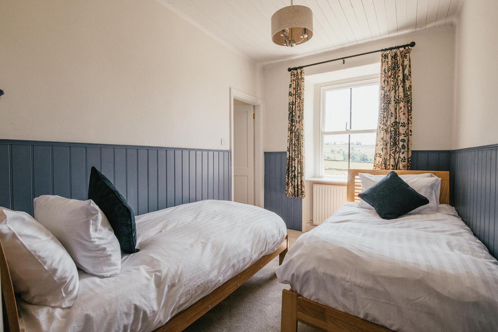 Miresfield Farm * Malham